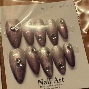 Lilac Luxe Nail‎ Set – Size M